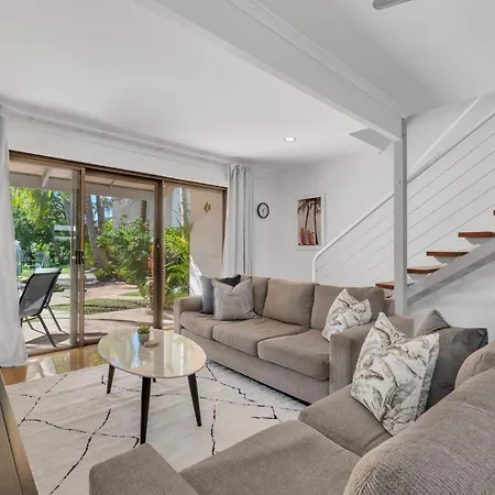10 Noosa Sound Villa Exterior photo