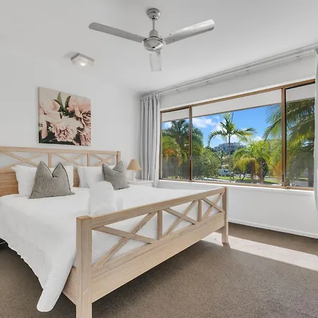 10 Noosa Sound Villa Exterior photo